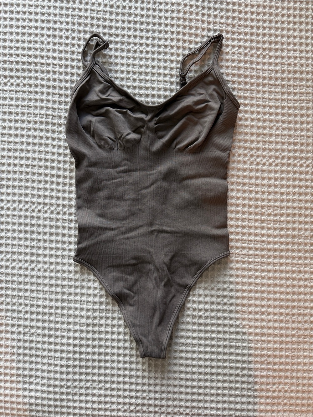 Women’s Seamless Scoop Neck Bodysuit - Taupe
